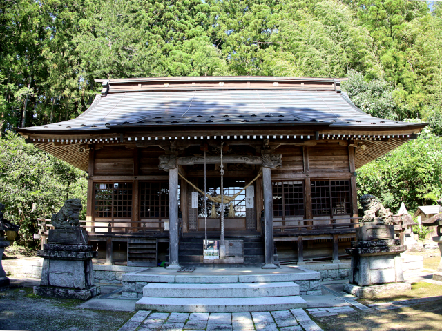 上川崎八幡神社 神楽殿2